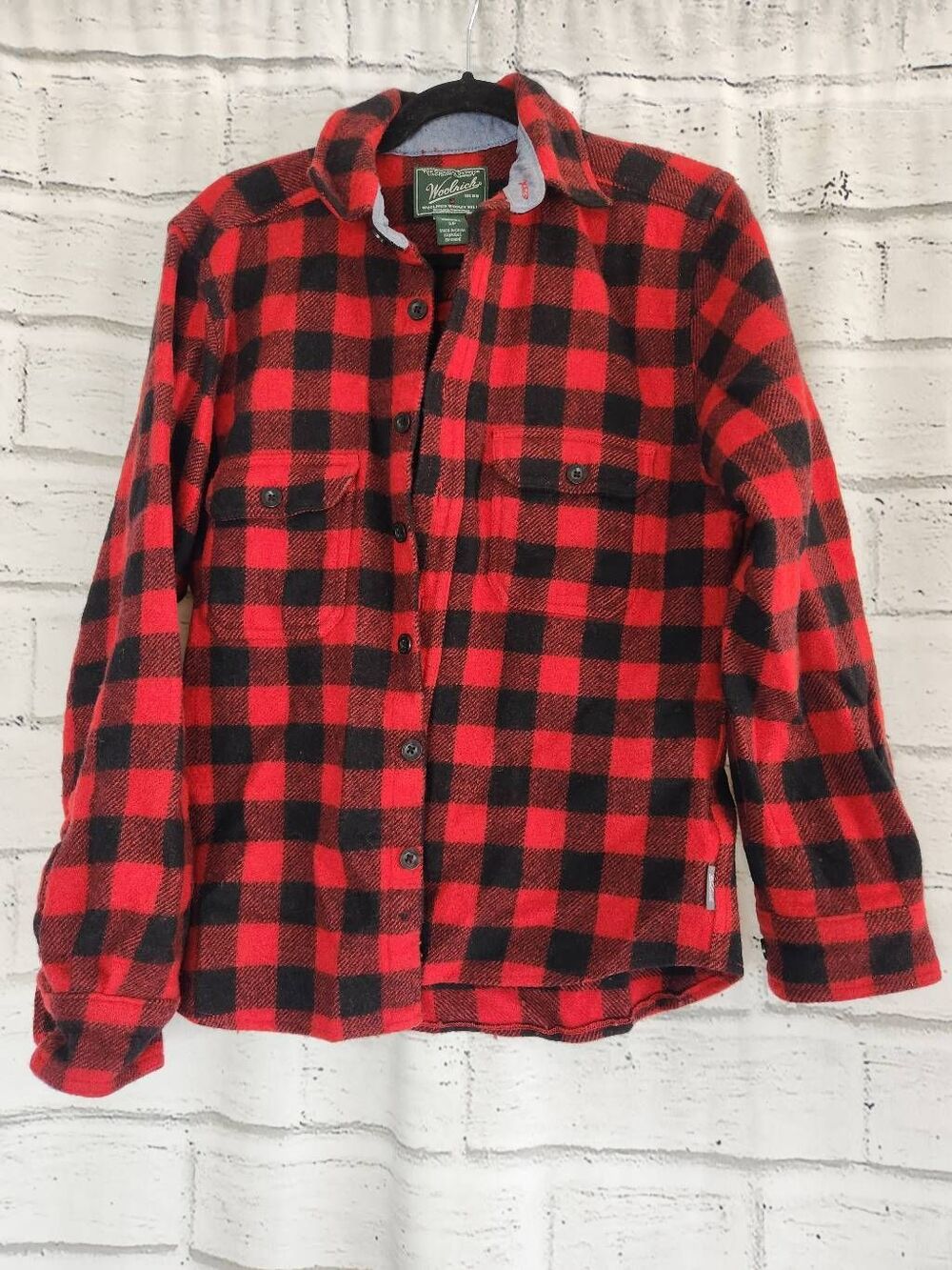 Woolrich Wool Blend Mens Button Up Jacket Red Black Size Small Chore Barn Coat
